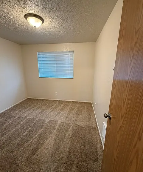 Cheryl Lynn Apartments — Photo 14