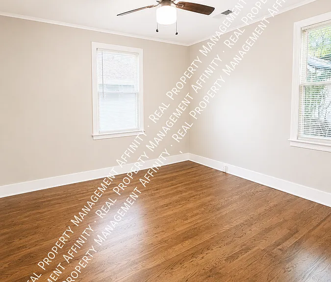 3684 Marion Ave — Photo 14