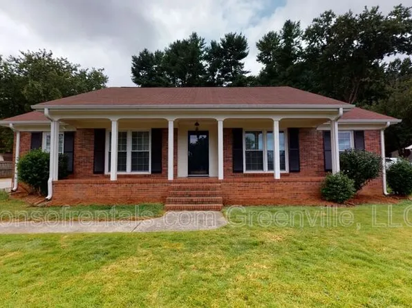 4597 Coach Hill Dr, Greenville, SC 29615