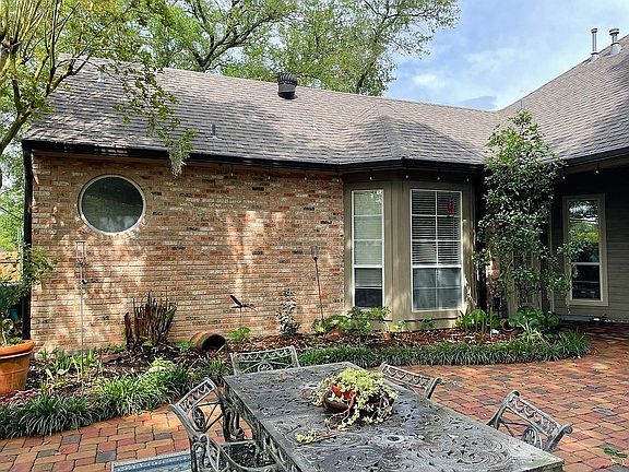 5th image of 204 Trailwood Ln