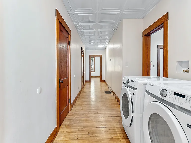 496 Dorsey Ave — Photo 55