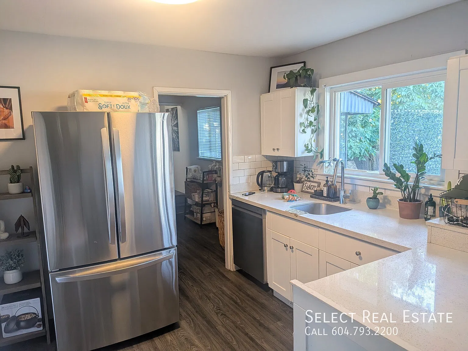 3 bed, 1200 sqft, $2,395 — Photo 4