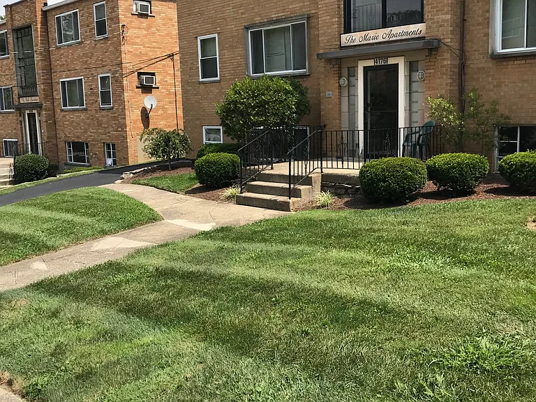 4176-5 Paxton Woods Ln #5 — Photo 11