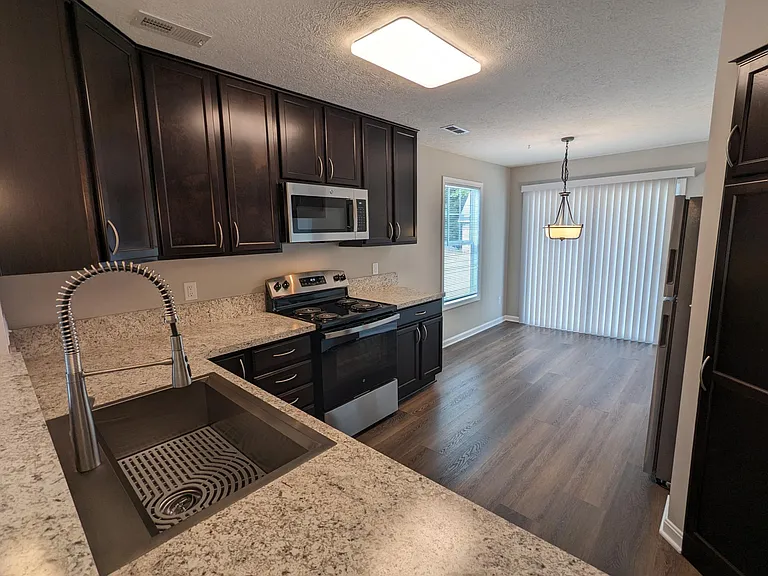 4262 Stow Rd — Photo 11