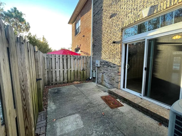 4804 Exton Park Loop — Photo 14