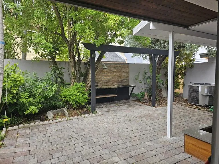 2043 SW 103rd Ct — Photo 43