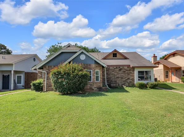 613 Canterbury St, Euless, TX 76039