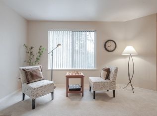 Oswego Cove, Lake Oswego, OR 97035