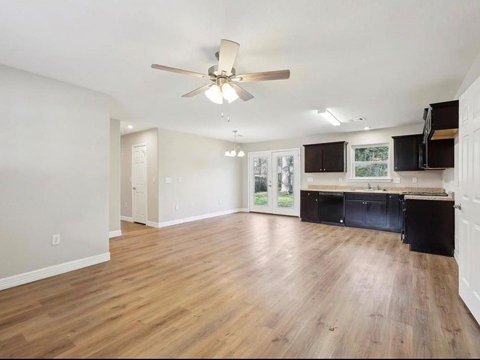 1st image of 8670 Newfield Ln