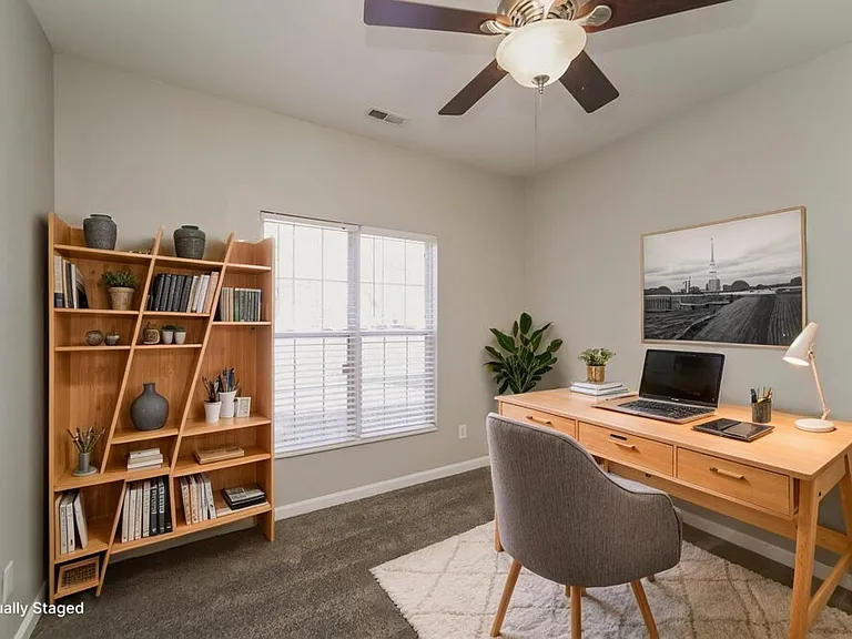 4031 Huntmeadow Dr — Photo 15