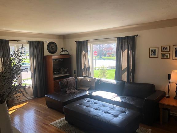 4th image of 3393 Rocky River Dr