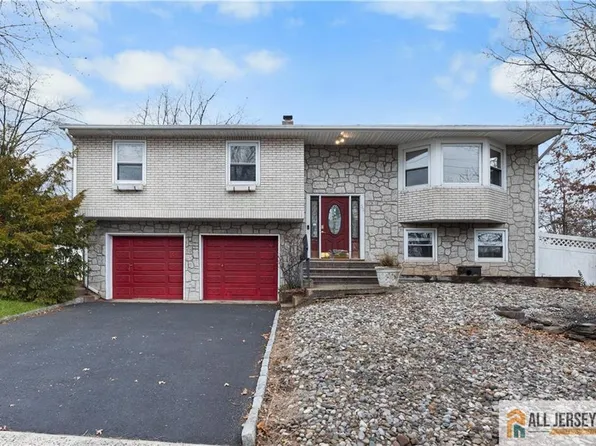 33 Prospect Ln, Colonia, NJ 07067