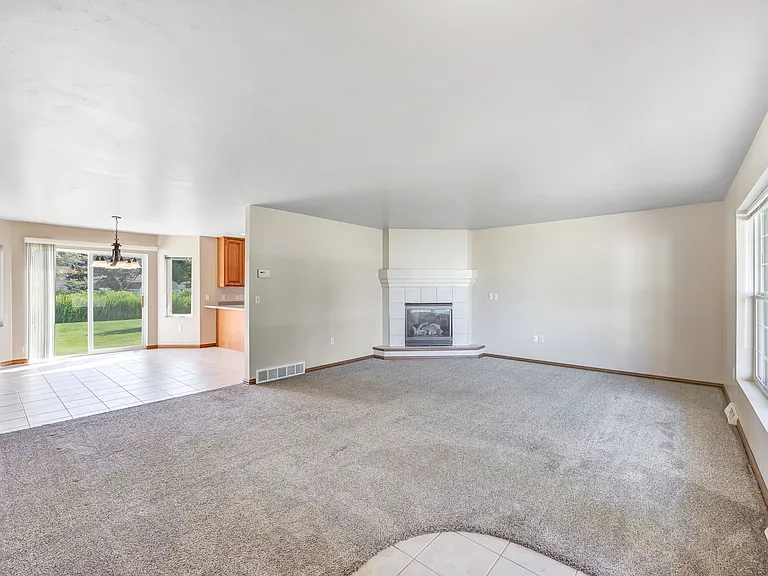 158 Cavil Way — Photo 2