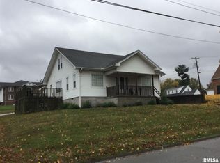 201 W Jefferson St, Anna, IL 62906