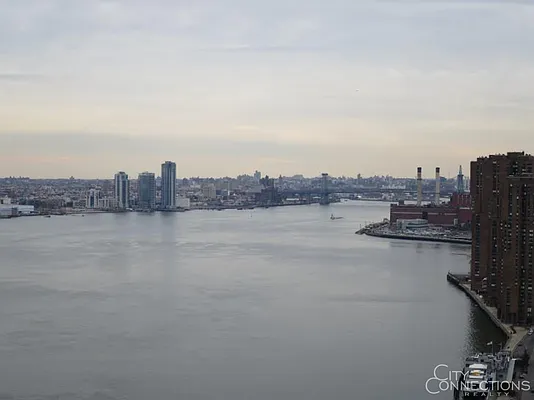 Rented by City Connections Realty | media 20