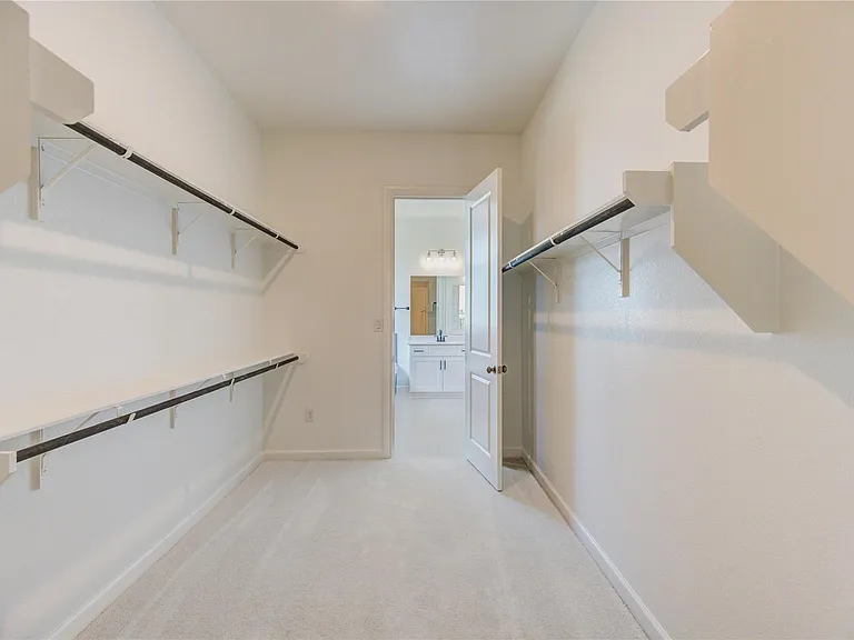 25326 Loch Doon Dr — Photo 18