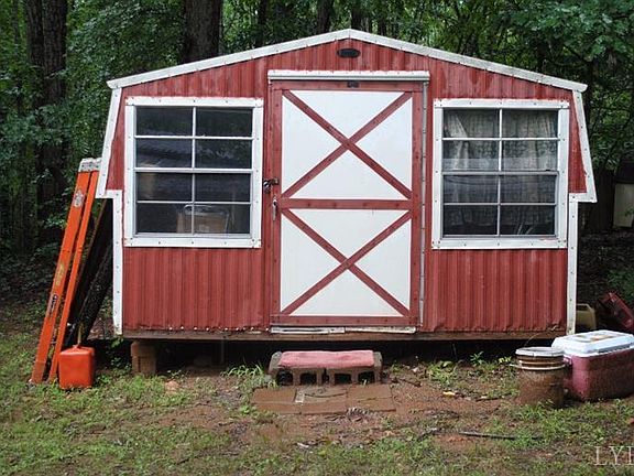 5th image of 1012 Tiffany Dr