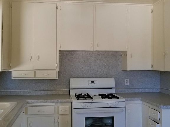 5th image of 1310 Washington Ave