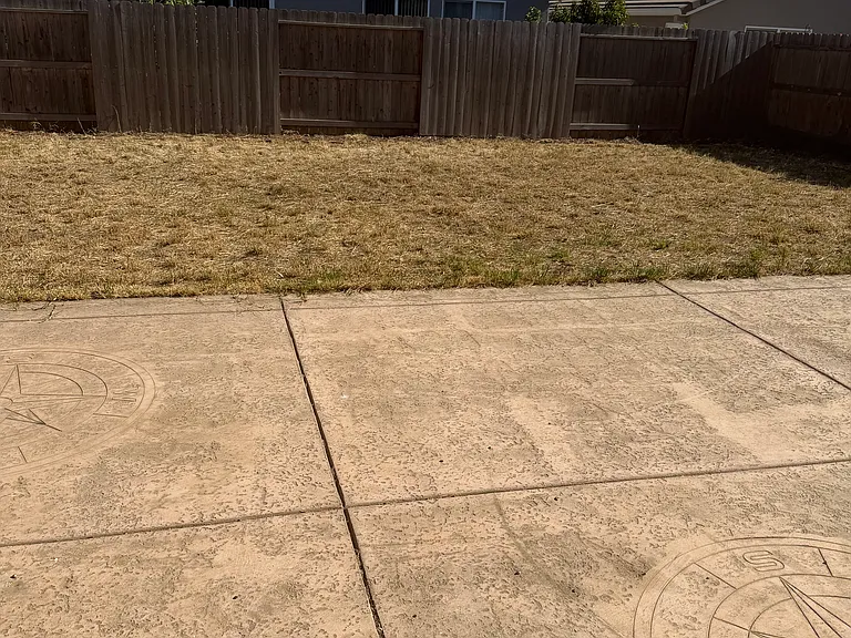 534 Serra Ct — Photo 13