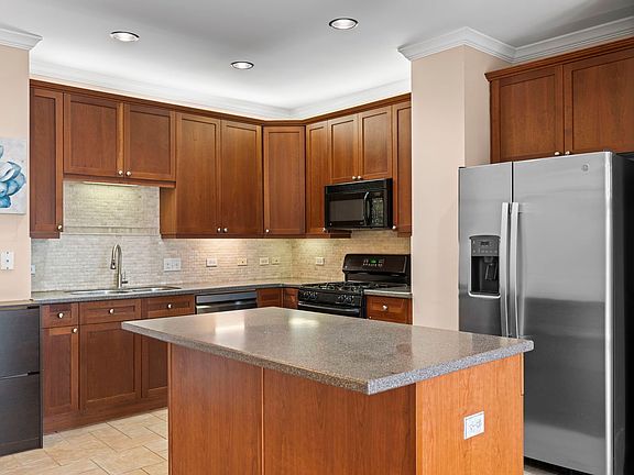 4th image of 45 Prairie Park Dr APT 208