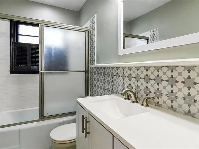 1508 N Highland Ave — Photo 6
