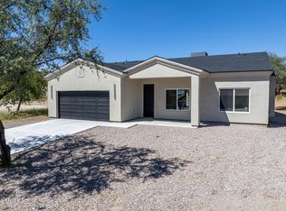 402 Sykes Cir, Rio Rico, AZ 85648