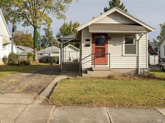 3rd image of 4147 Woodcliffe Ave