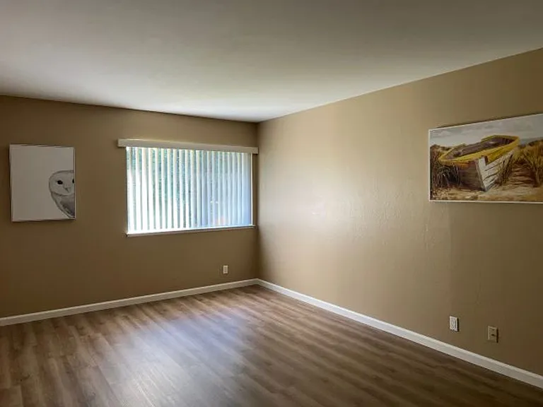 120 Carlton Ave #40 — Photo 19