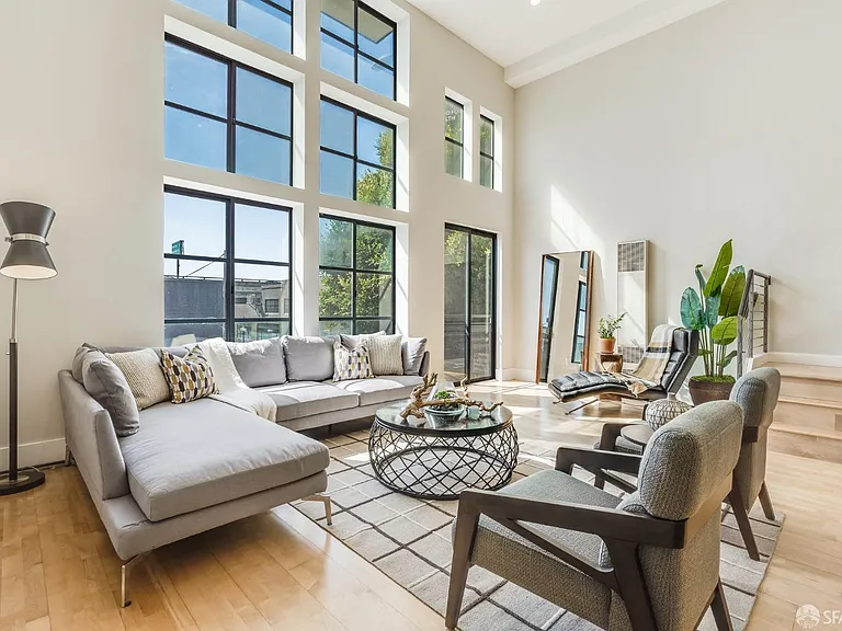 920 Harrison St #7 — Photo 1