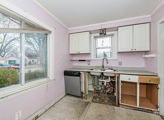 4th image of 21844 Tulane Ave
