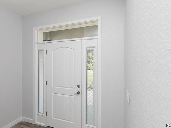 3rd image of 2036 S Daytona Ave