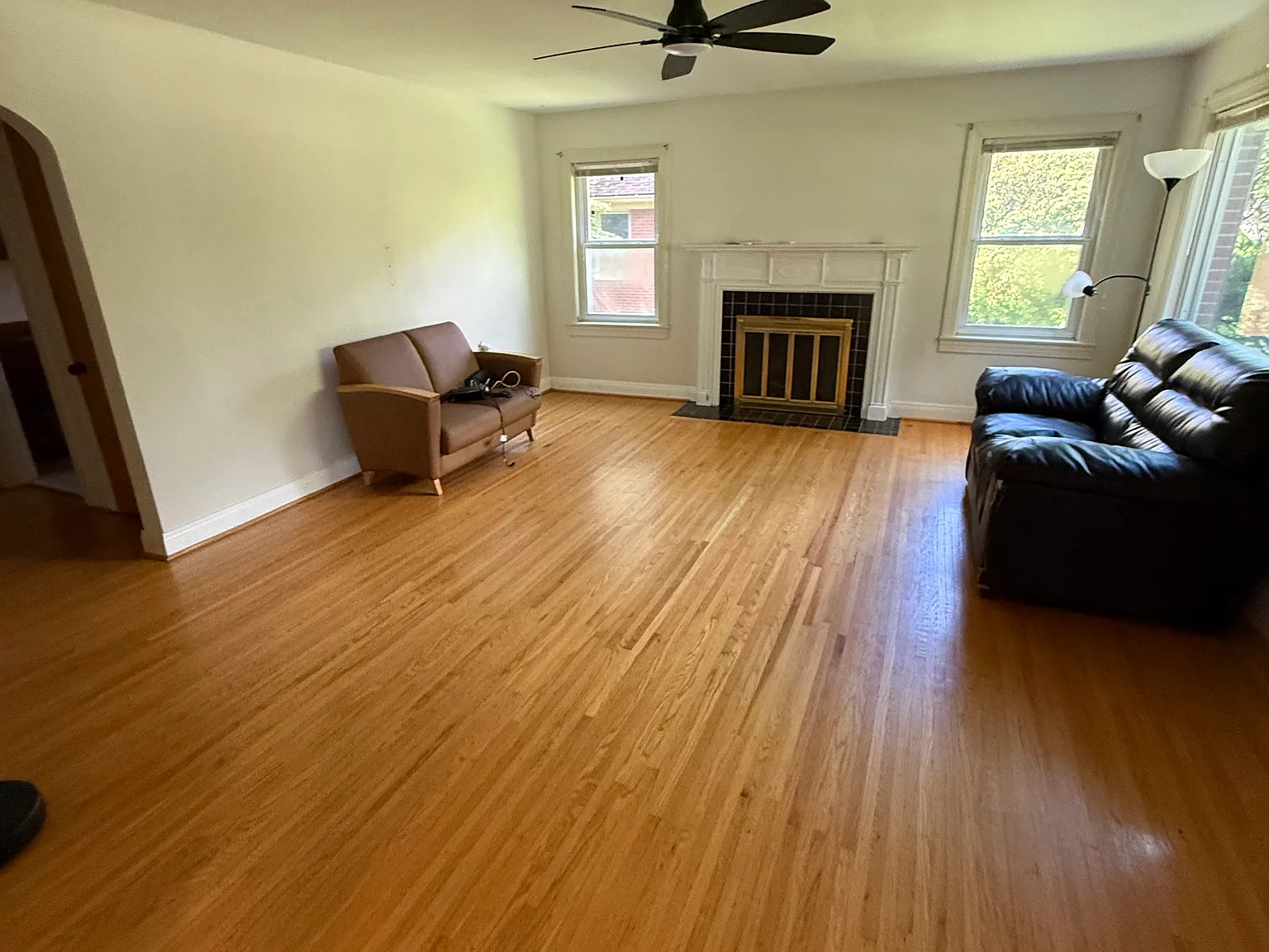 3 bed, 1890 sqft, $2,350 — Photo 4
