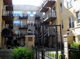 4014 N Albany Ave #A-2, Chicago, IL 60618