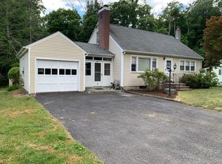 10 Wood Ave, Nelsonville, NY 10516