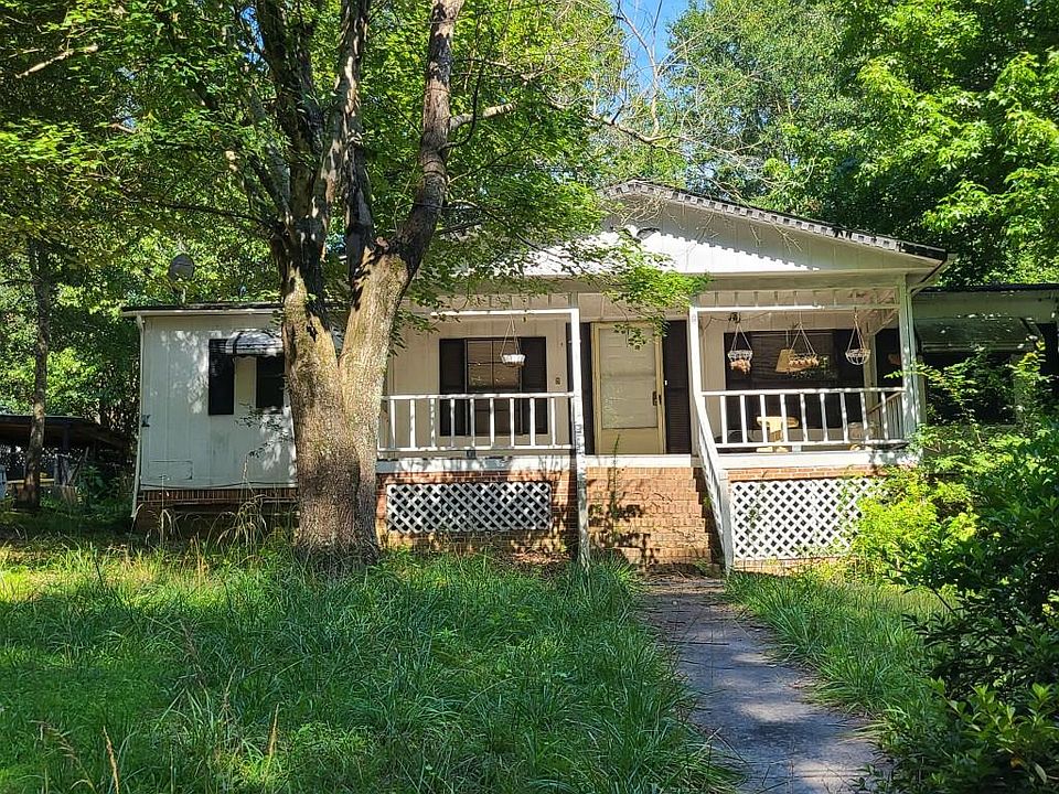 1st image of 2454 Lucas Dr NE