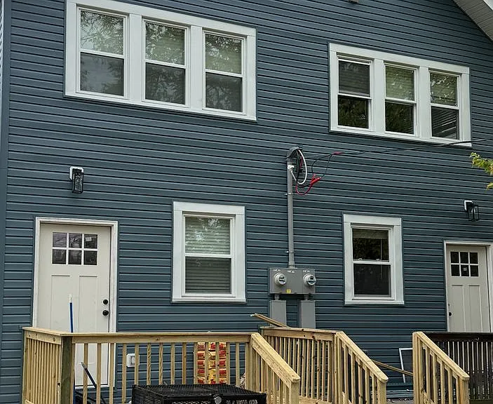184 E Tompkins St — Photo 14