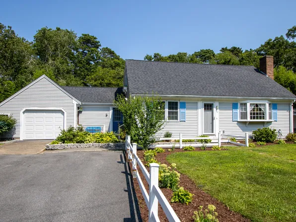 90 Freeman Road, Yarmouth Port, MA 02675