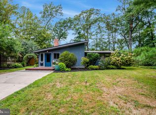 3322 Elm Ter, Falls Church, VA 22042