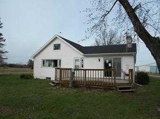 2660 Crimson Ave, Muscatine, IA 52761