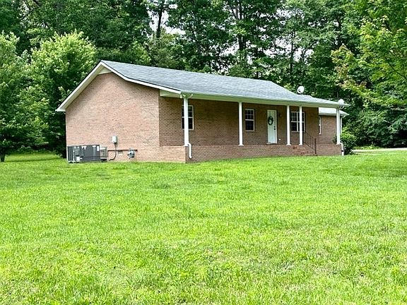 3rd image of 373 Dogwood Dr