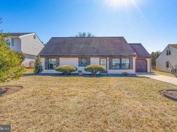 204 Bynum Ln, Bear, DE 19701