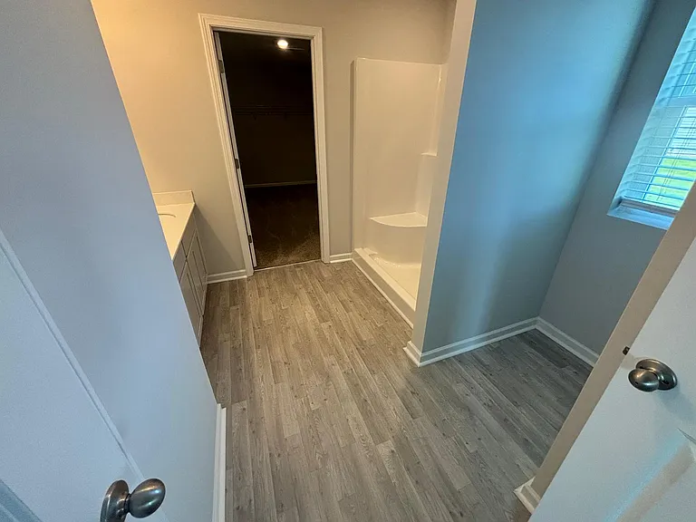 800 Putney Hill Rd — Photo 22