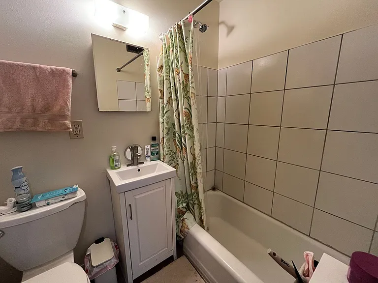 8420 W Greenfield Ave — Photo 11