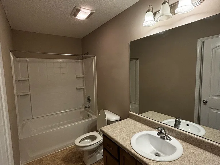 401 Barry McCaffrey Blvd #E1 — Photo 8