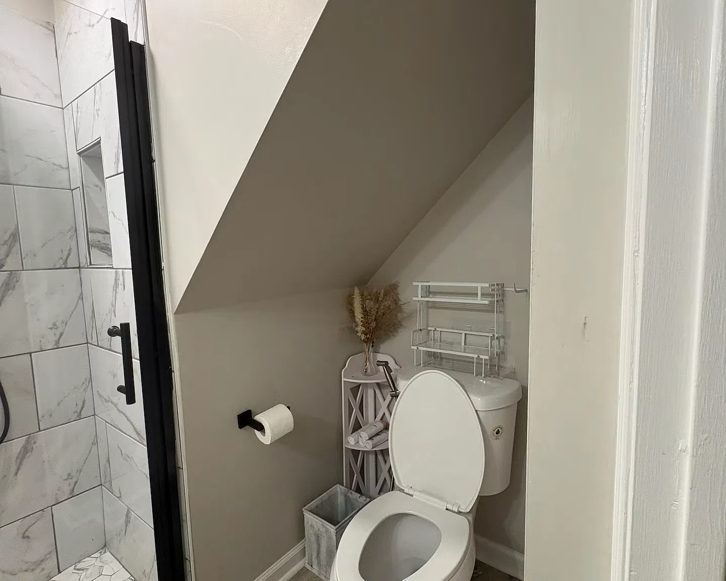 3 bed, 1210 sqft, $3,000 — Photo 4
