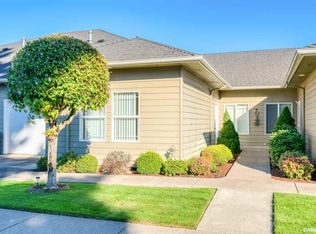 404 NE Country Garden Dr, Sublimity, OR 97385