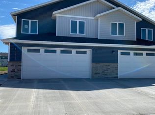 3525 Meridian Dr, Bismarck, ND 58504