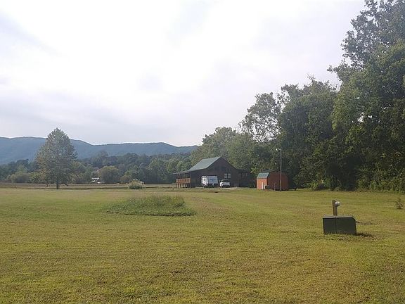 5th image of Mtn Lake Ln