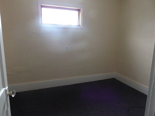 5th image of 3325 Ely Ave