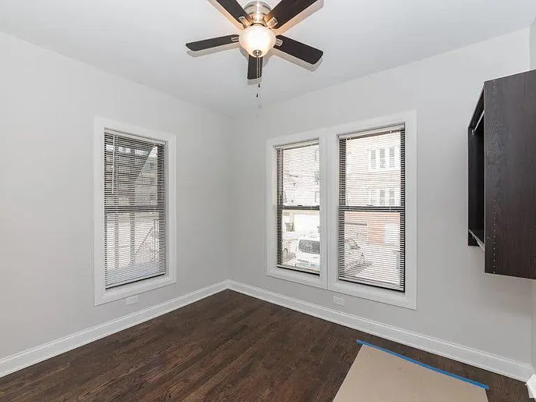 1226 W Sherwin Ave #2 — Photo 7